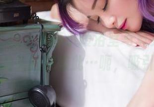 轰趴猫 - 这一组苏小暖浴室写真集，竟然把水龙头拍得如此…呃，吸引人？