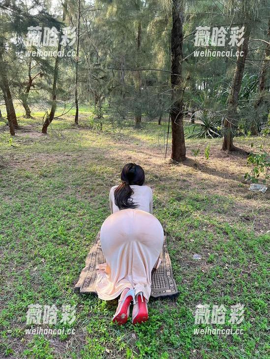 微密圈 - 人体美学归来，迷人的五姨太的更新总是让人唏嘘。