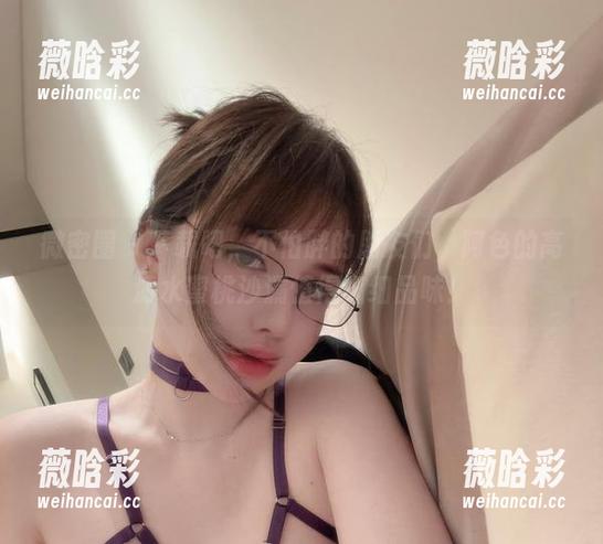 阿色 微密圈 - 下载吧,不怕胖的朋友们,阿色的高清水蜜桃沙漏值得细细品味!