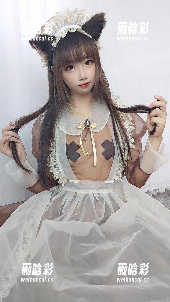 雪琪SAMA真有一套，兔女郎的原图一看就让人想多了，咳咳不能乱想哦。