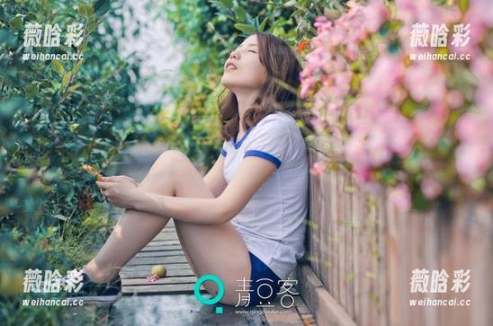 青豆客-Aime张曦若 青豆客 - 吊带合集上线,Aime张曦若的每一张图片都像在悄悄说着什么……